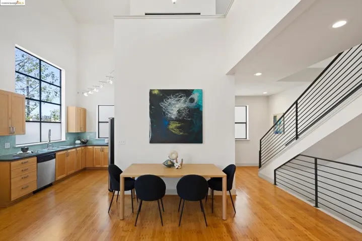 2882 Helen St, Oakland, California 94608