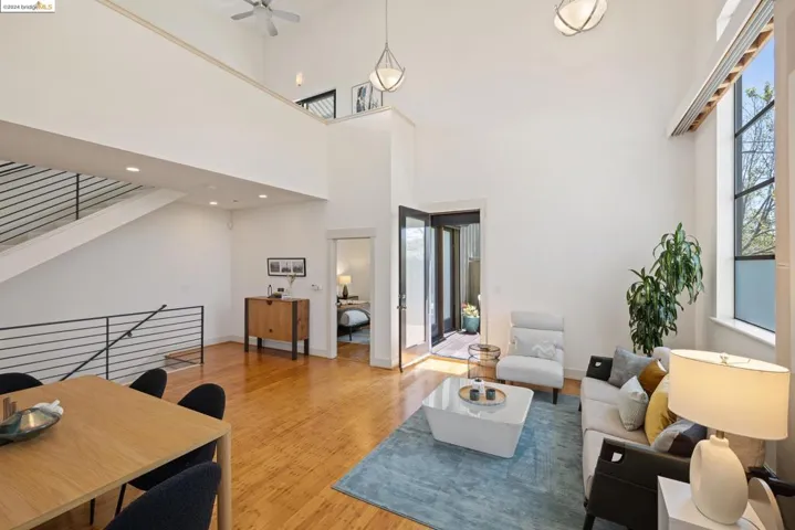 2882 Helen St, Oakland, California 94608