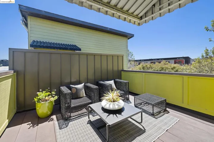 2882 Helen St, Oakland, California 94608