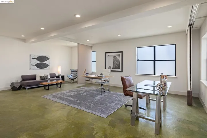 2882 Helen St, Oakland, California 94608