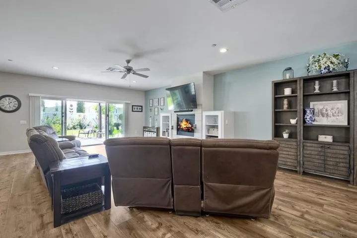2243 Punta Roca Rd, Spring Valley, California 91977