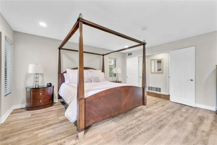 190 N Singingwood Street 2, Orange, California 92869