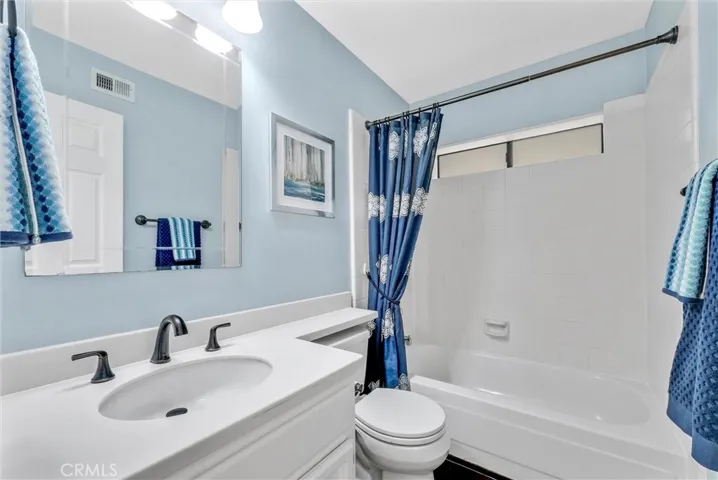 190 N Singingwood Street 2, Orange, California 92869
