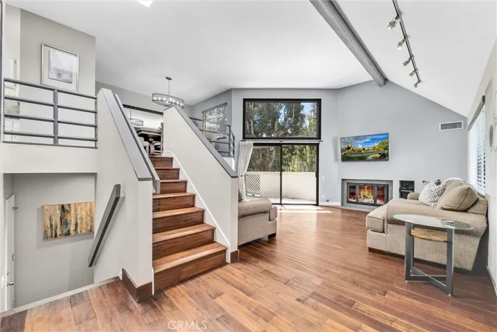 190 N Singingwood Street 2, Orange, California 92869
