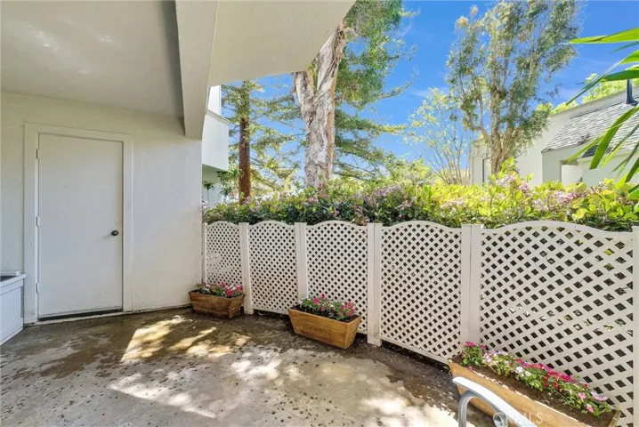 190 N Singingwood Street 2, Orange, California 92869