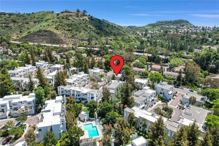 190 N Singingwood Street 2, Orange, California 92869