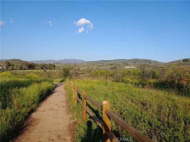 Minutes by car to Peters Canyon
