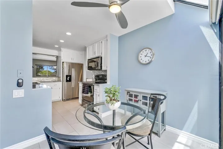 190 N Singingwood Street 2, Orange, California 92869