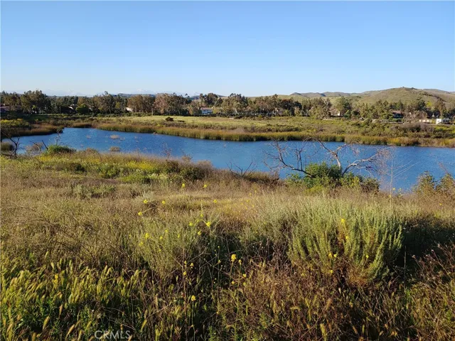 Minutes by car to Peters Canyon