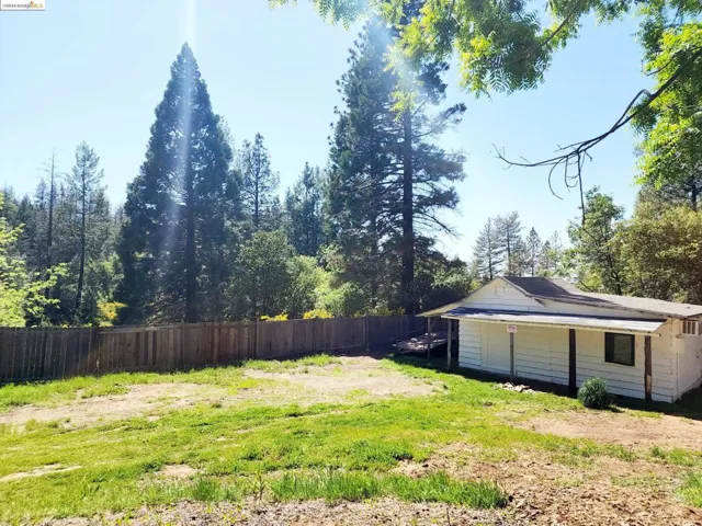 1022 Fox Grove Ln, None, California 95635