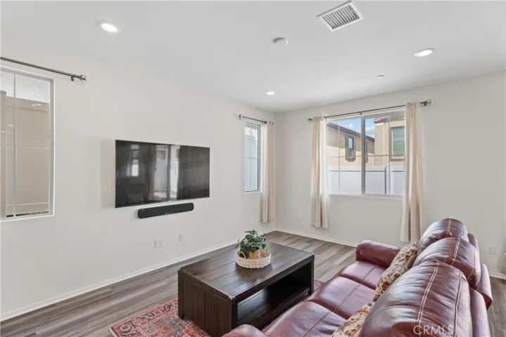 1582 Wildgrove Way, Vista, California 92081