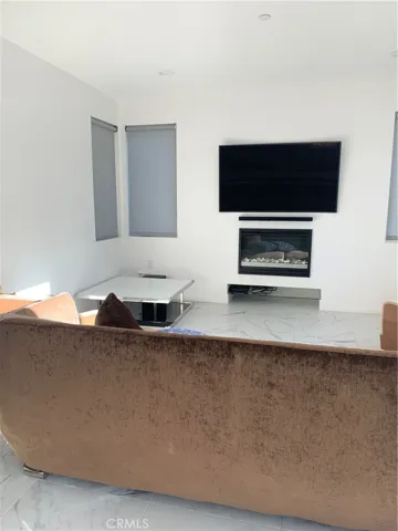 180 Lakeview Ave., Anaheim Hills, California 92807