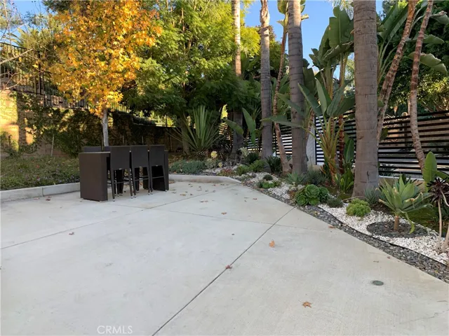 180 Lakeview Ave., Anaheim Hills, California 92807