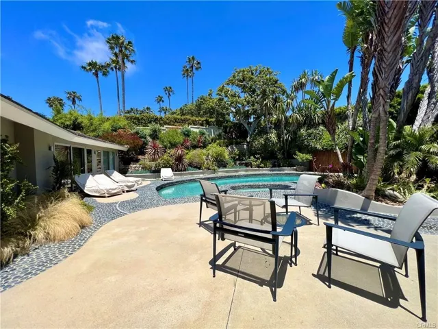 2490 Monaco Drive, Laguna Beach, California 92651