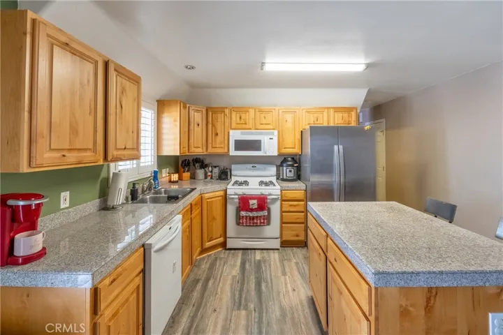 5372 Elm, San Bernardino, California 92404