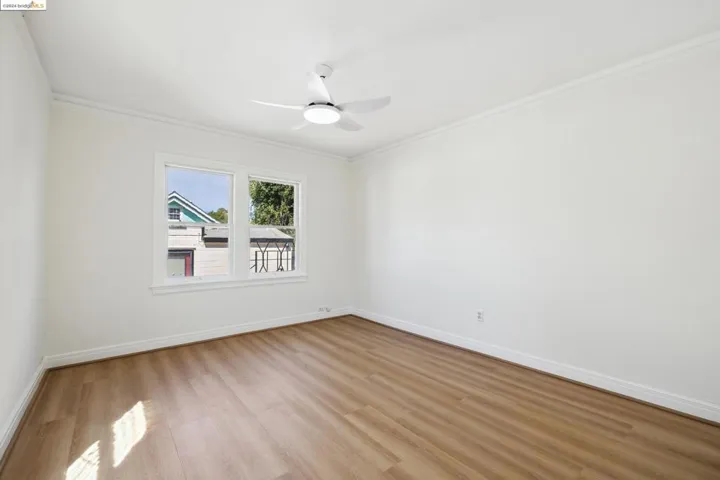 2531 Santa Clara Ave, Alameda, California 94501