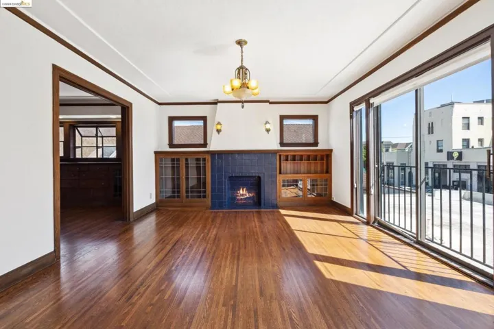 2531 Santa Clara Ave, Alameda, California 94501