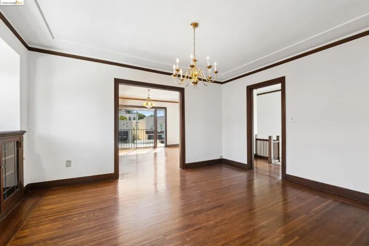 2531 Santa Clara Ave, Alameda, California 94501