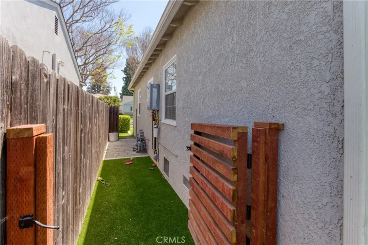 Dog run with washable turf