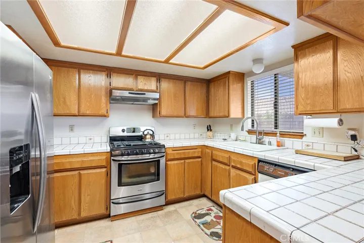 16226 Brookfield Drive, Victorville, California 92394