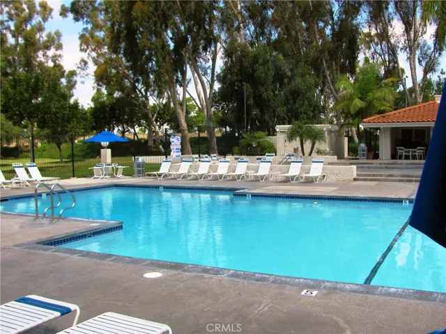Association pool
