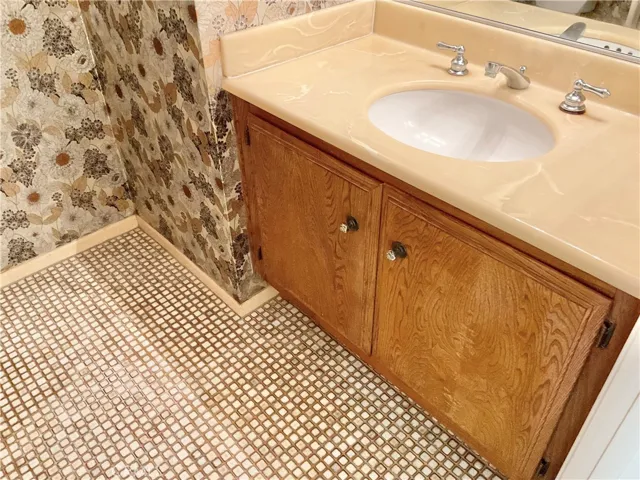 Downstairs bathroom has shower.