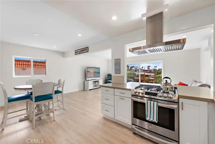404 Avenida Granada, San Clemente, California 92672