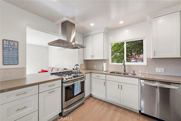 404 Avenida Granada, San Clemente, California 92672