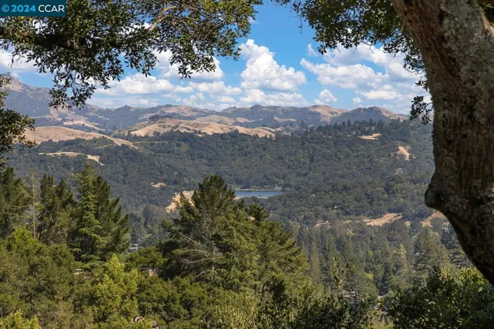 4110 Happy Valley Road, Lafayette, California 94549