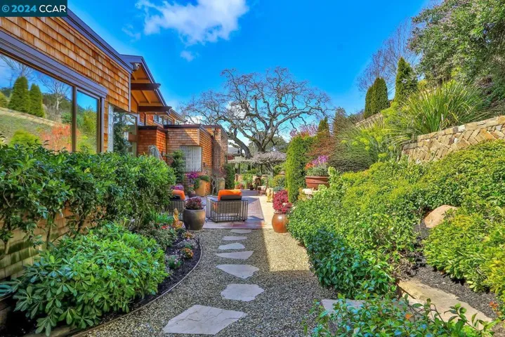 4110 Happy Valley Road, Lafayette, California 94549