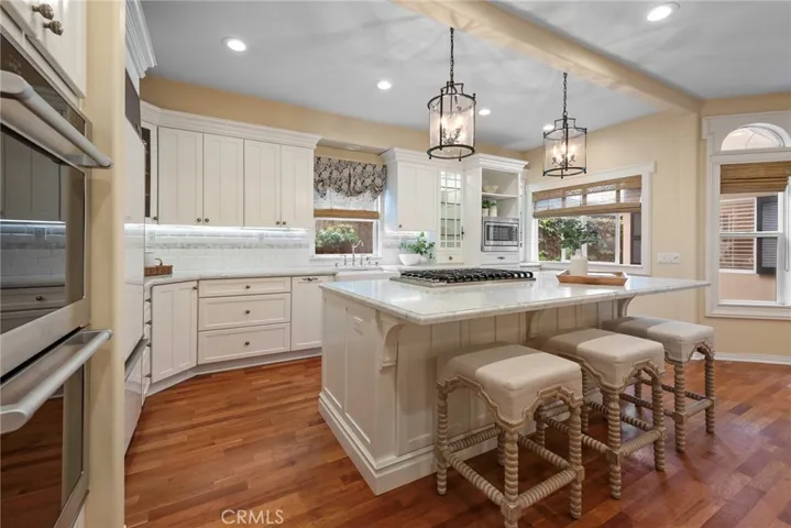 14 Corinthian Walk, Long Beach, California 90803