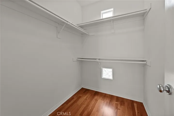 14 Corinthian Walk, Long Beach, California 90803