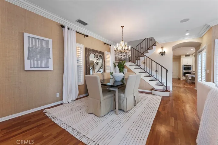 14 Corinthian Walk, Long Beach, California 90803