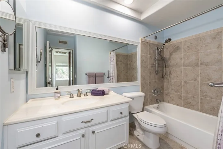 26327 Spring Creek Circle 33, Lake Forest, California 92630