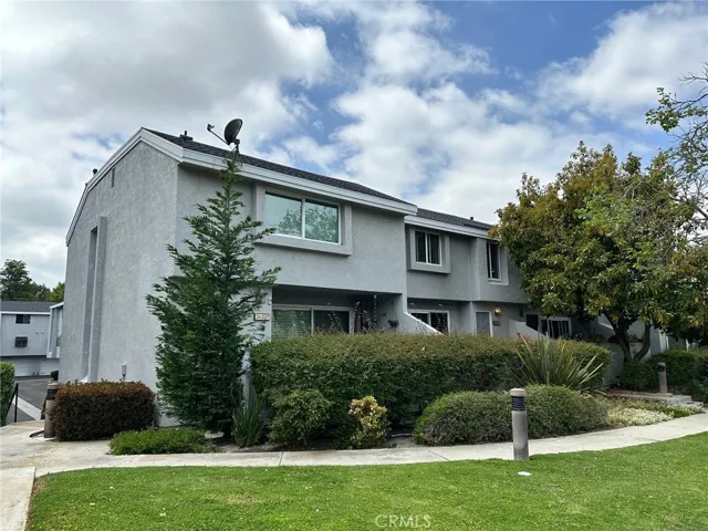 26327 Spring Creek Circle 33, Lake Forest, California 92630