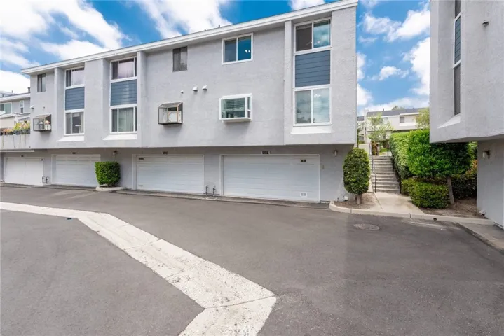26327 Spring Creek Circle 33, Lake Forest, California 92630