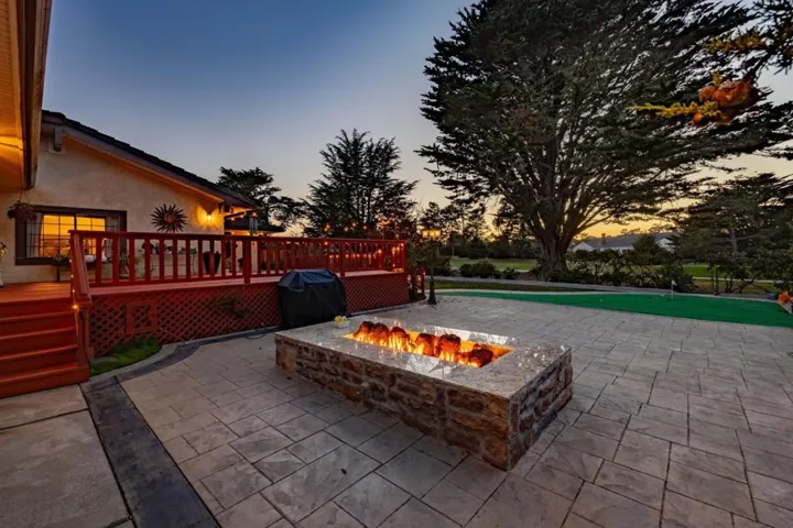 2180 Cabrillo Highway, Half Moon Bay, California 94019