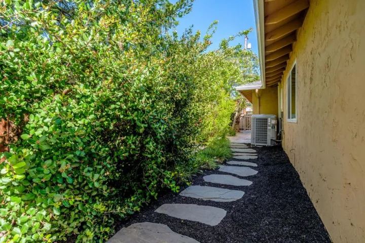 578 Maybell Avenue, Palo Alto, California 94306