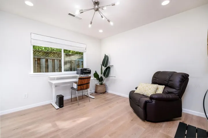 578 Maybell Avenue, Palo Alto, California 94306