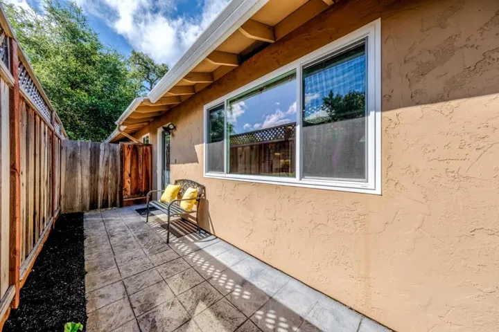 578 Maybell Avenue, Palo Alto, California 94306