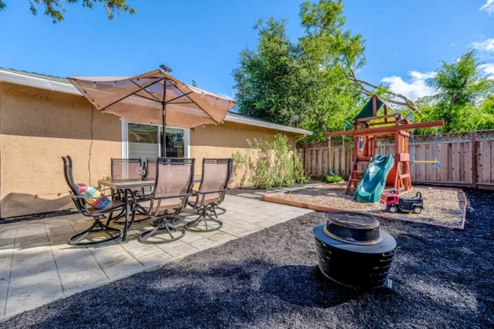 578 Maybell Avenue, Palo Alto, California 94306