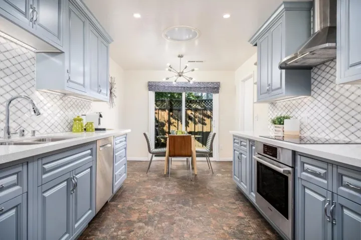 578 Maybell Avenue, Palo Alto, California 94306