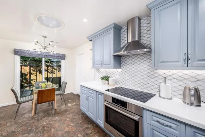 578 Maybell Avenue, Palo Alto, California 94306