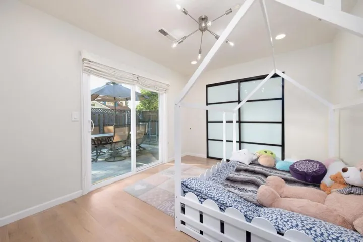 578 Maybell Avenue, Palo Alto, California 94306