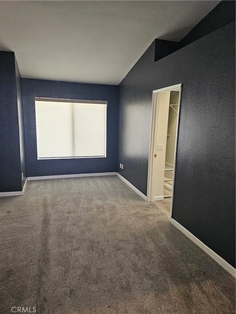 12530 Loma Verde Drive, Victorville, California 92392 home-pic-17