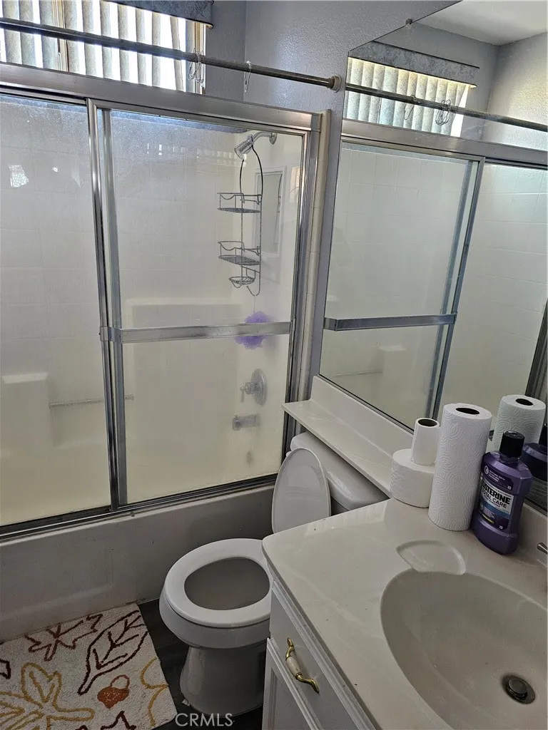 12530 Loma Verde Drive, Victorville, California 92392 home-pic-9