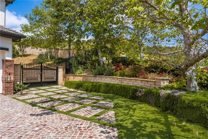 21675 Casino Ridge Road, Yorba Linda, California 92887