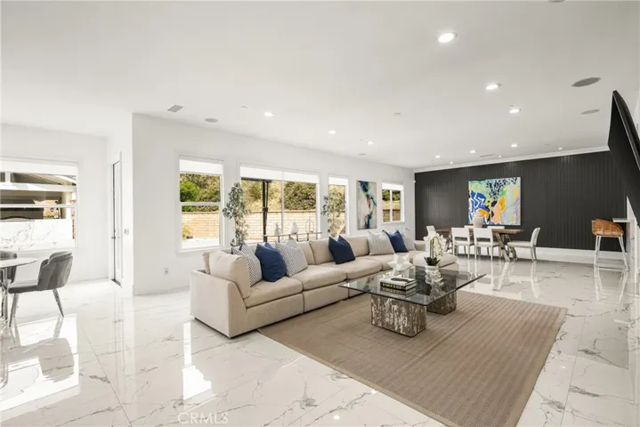 Living Room/ Dinette/ Breakfast area