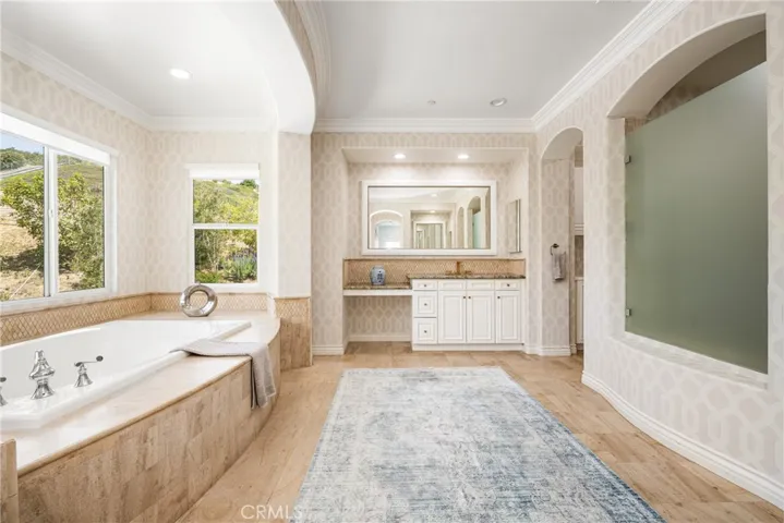 Master bedroom bathroom