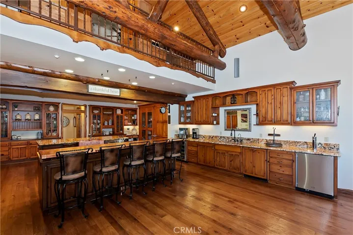 1011 Black Oaks Drive, Lake Arrowhead, California 92352